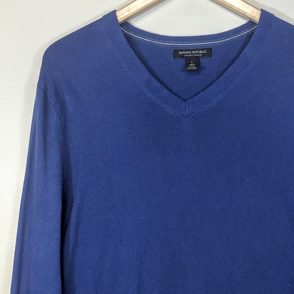 Banana Republic Luxury Silk & Cashmere Sweater - Picture 3 of 7